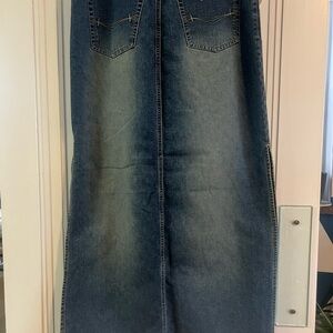 Vintage Stephen Hardy Jean long Denim Skirt Straight slits on both sides 2000’s